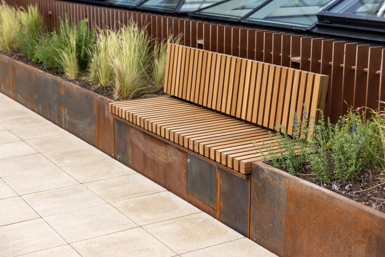 roof terrace integrated seating