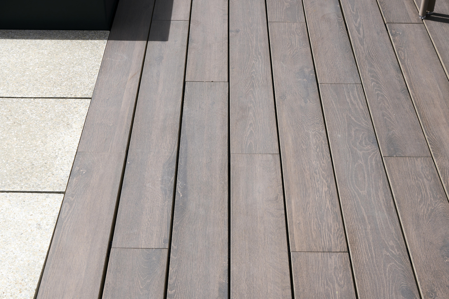Porcelain Decking - Cocoa at Mustard Wharf