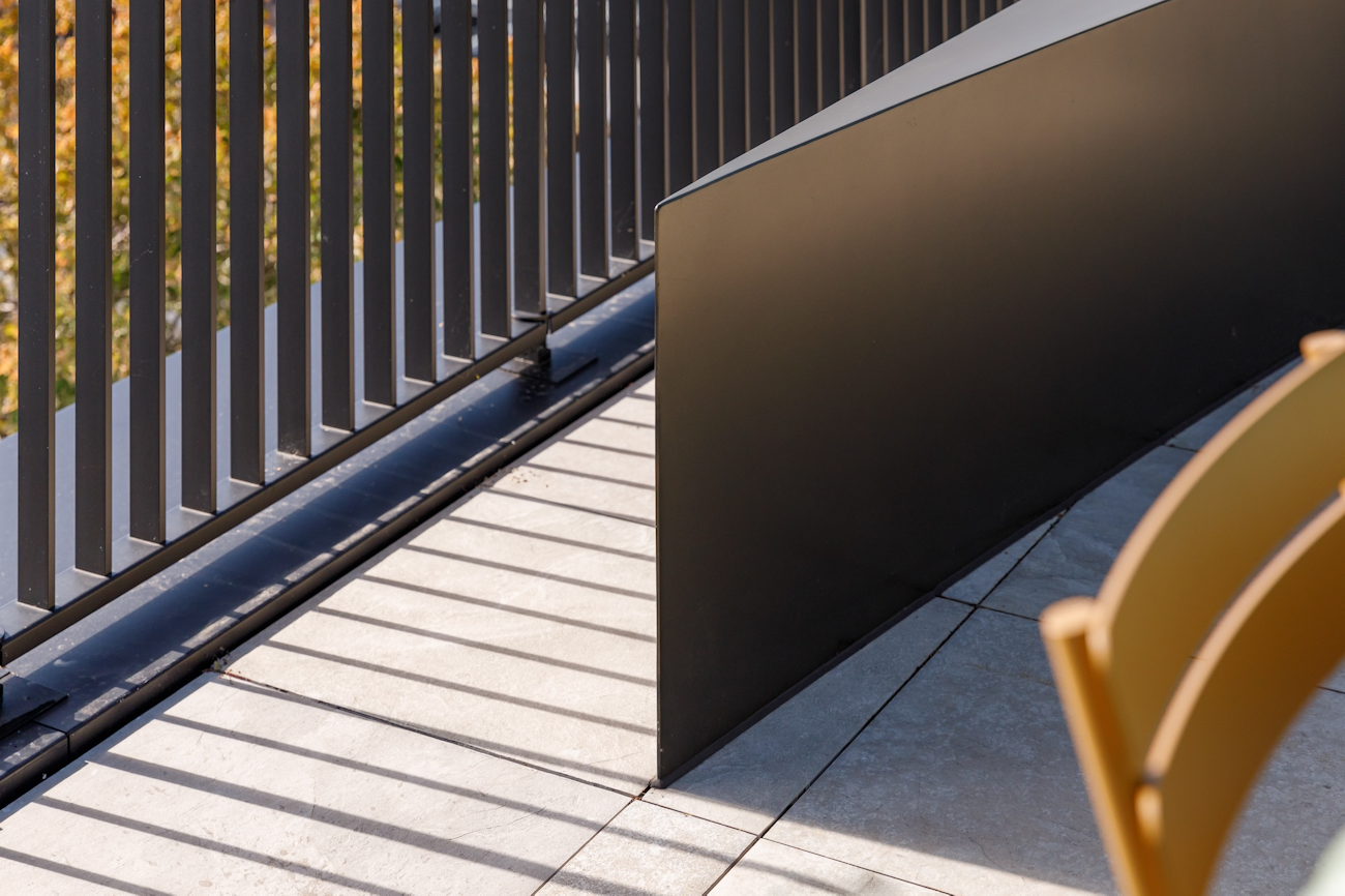 Raaft porcelain tiles