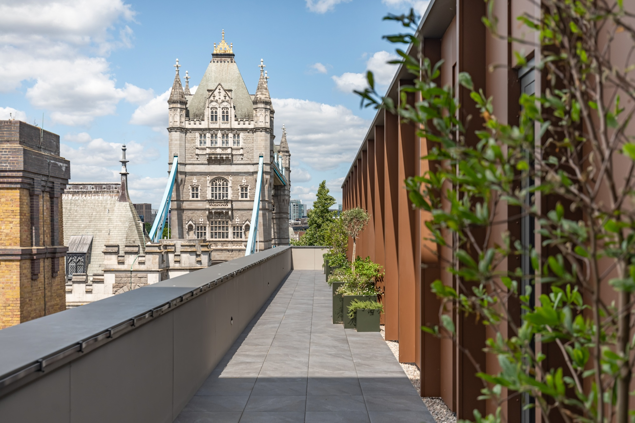 Tower Bridge Court Roof Terrace